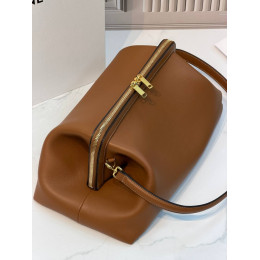 Сумка Celine оранжевого цвета