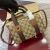Сумка Gucci бежевого цвета