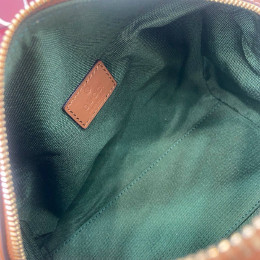 Сумка Gucci бежевого цвета
