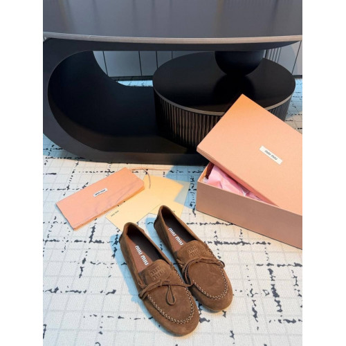 Лоферы Miu Miu оранжевого цвета