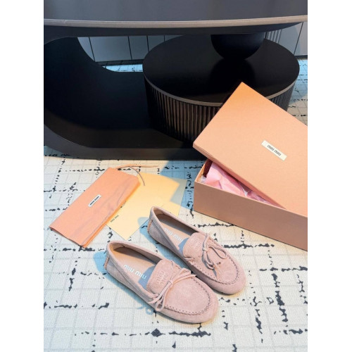 Лоферы Miu Miu розового цвета