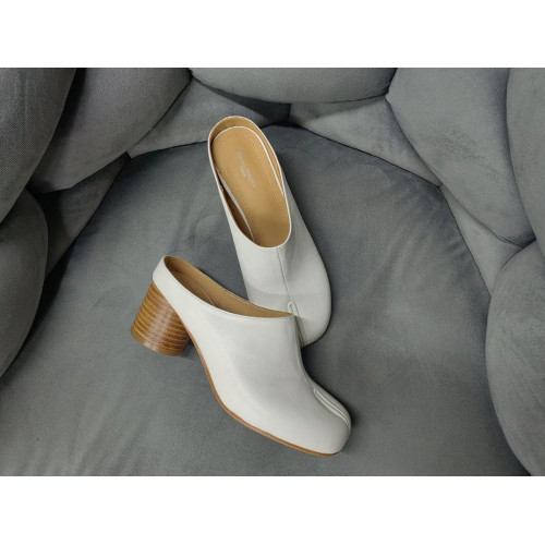 Мюли Maison Margiela белого цвета