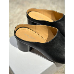Мюли Maison Margiela черного цвета