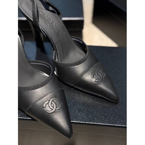 Туфли Chanel черного цвета