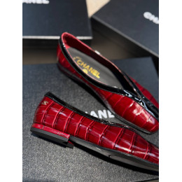 Балетки Chanel красного цвета