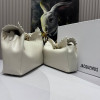 Сумка Jacquemus белого цвета