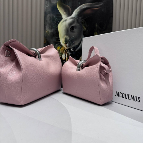 Сумка Jacquemus розового цвета