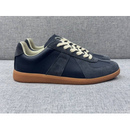 Кроссовки Maison Margiela серого цвета