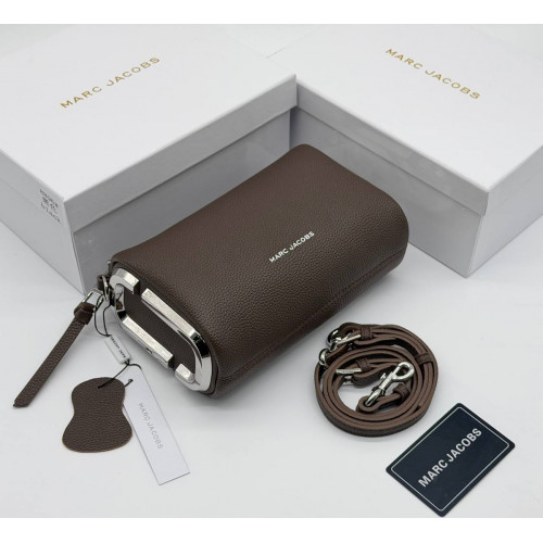 Сумка Marc Jacobs коричневого цвета