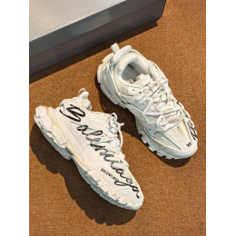 Кроссовки Balenciaga белого цвета
