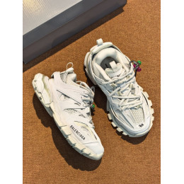 Кроссовки Balenciaga белого цвета