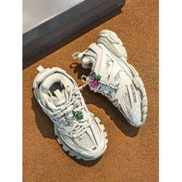 Кроссовки Balenciaga белого цвета