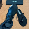 Шлепанцы Chanel черного цвета