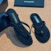 Шлепанцы Chanel черного цвета