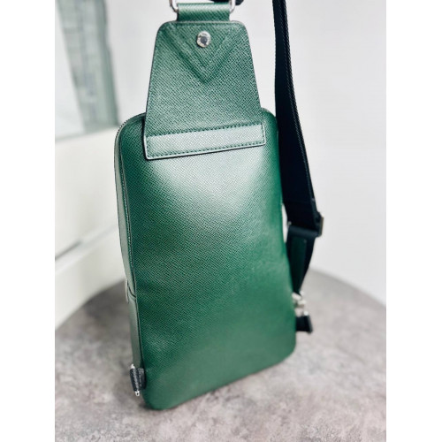 Рюкзак Louis Vuitton зеленого цвета