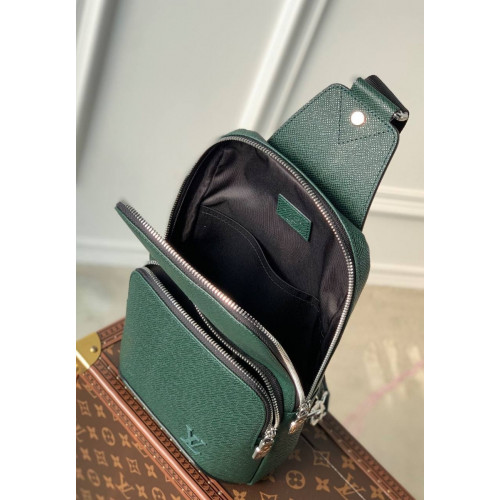 Рюкзак Louis Vuitton зеленого цвета