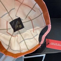 Бейсболка Loro Piana розового цвета
