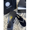 Шлепанцы Chanel черного цвета