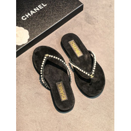 Шлепанцы Chanel черного цвета