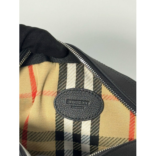 Сумка Burberry черного цвета