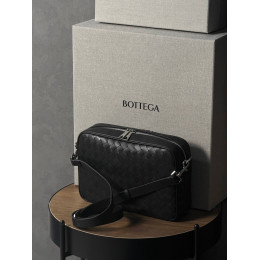 Сумка Bottega Veneta черного цвета