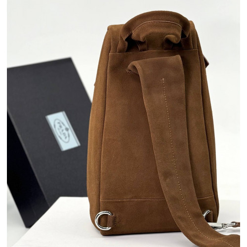 Рюкзак Prada оранжевого цвета