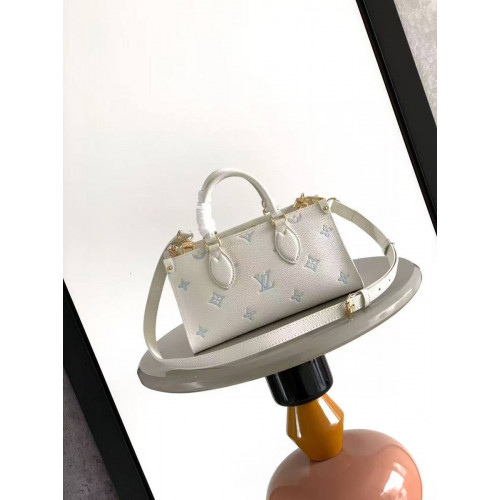 Сумка Louis Vuitton
