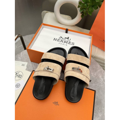 Шлепанцы Hermes