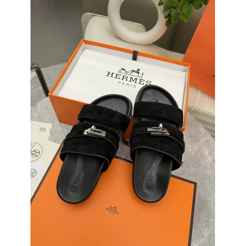 Шлепанцы Hermes
