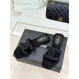 Шлепанцы Chanel