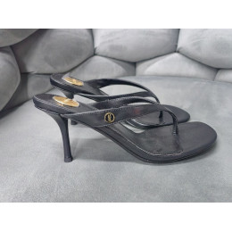 Сабо Yves Saint Laurent
