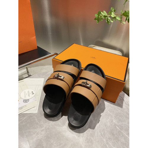 Шлепанцы Hermes