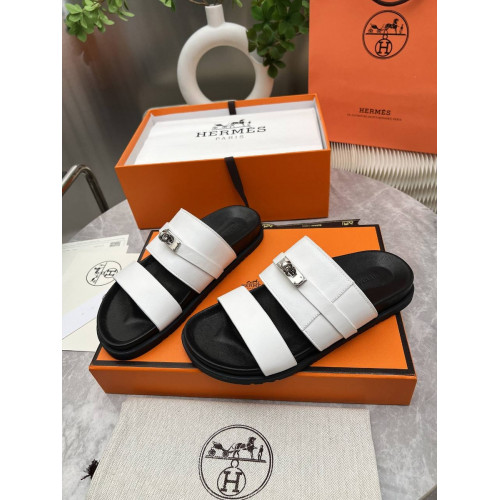 Шлепанцы Hermes