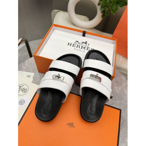 Шлепанцы Hermes