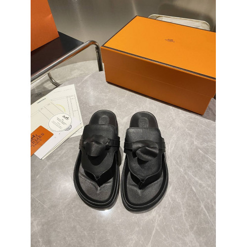 Шлепанцы Hermes