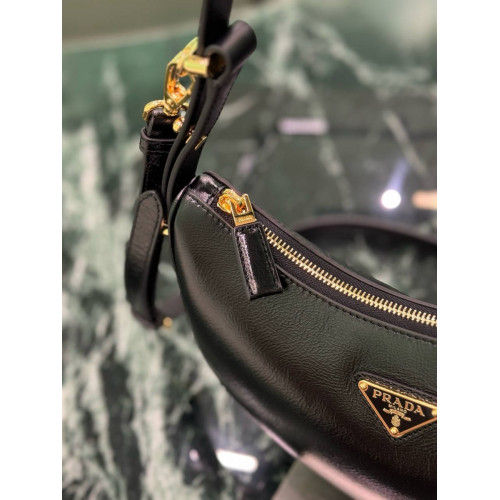 Сумка Prada