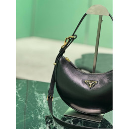 Сумка Prada