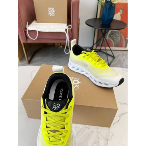 Кроссовки Loewe