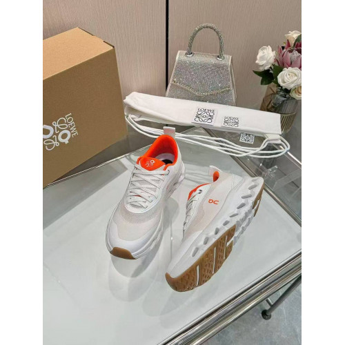 Кроссовки Loewe