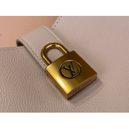 Сумка Louis Vuitton