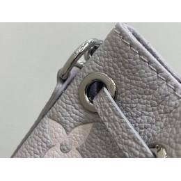Сумка Louis Vuitton
