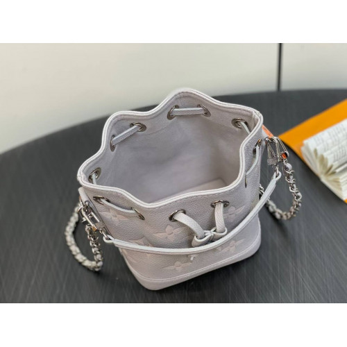 Сумка Louis Vuitton