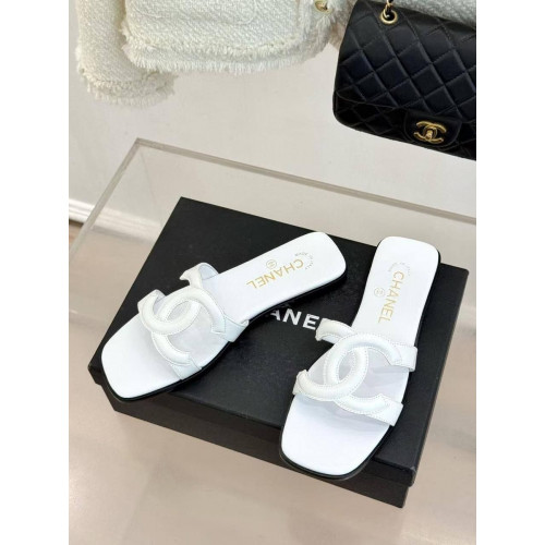 Шлепанцы Chanel