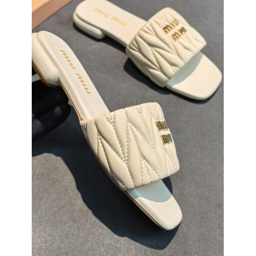 Шлепанцы Miu Miu