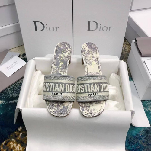 Сабо Dior