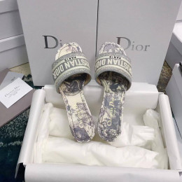 Сабо Dior