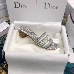Сабо Dior