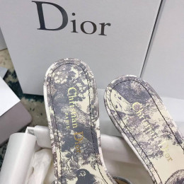 Сабо Dior