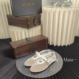 Балетки Alaia