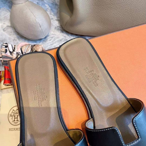 Шлепанцы Hermes